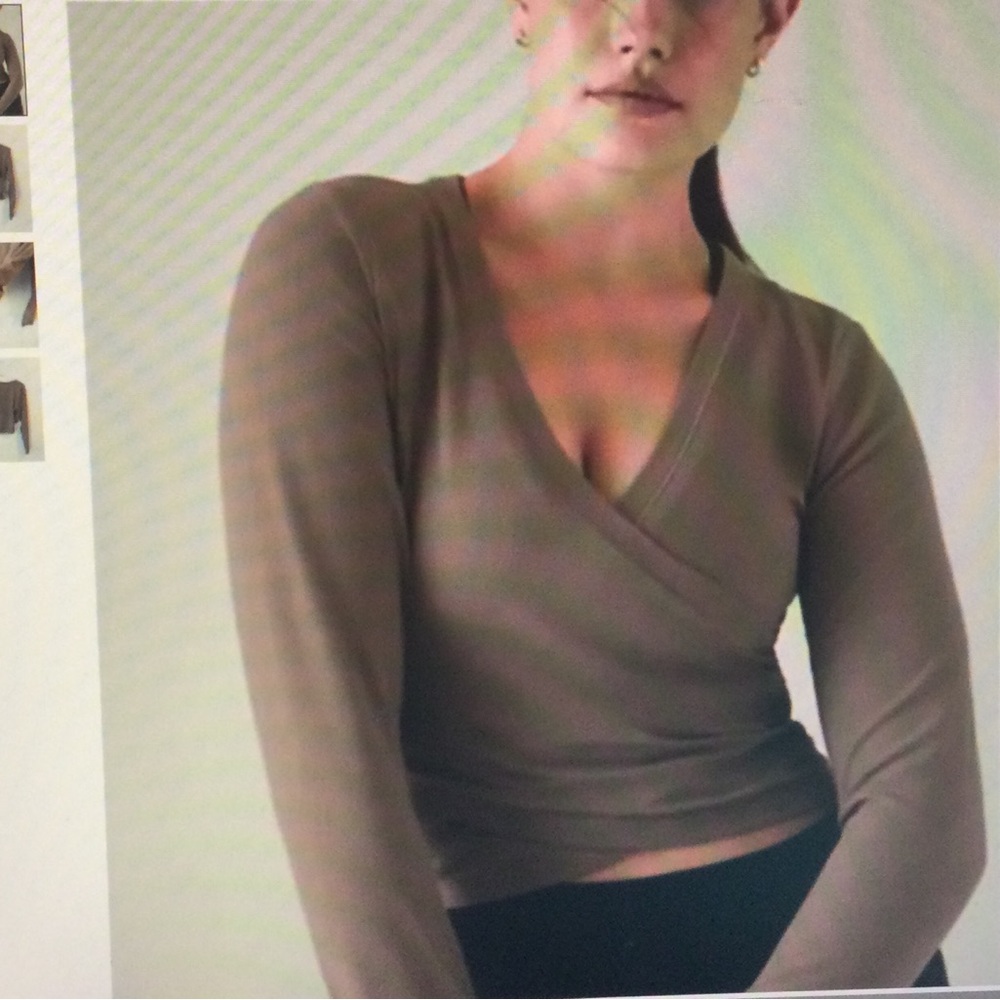 Athleta Large Ascend Long Sleeve Crop Top Wrap Tan